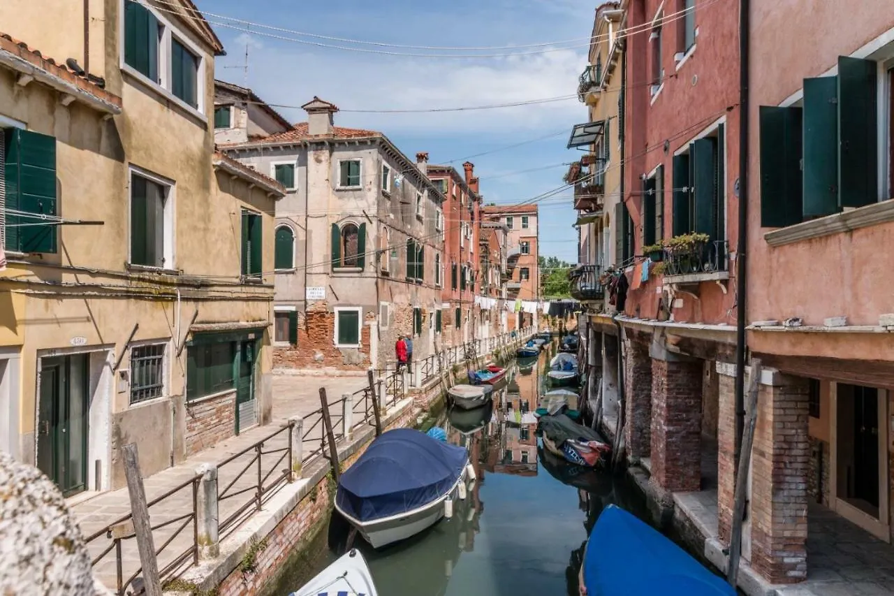 Apartment The Venetian Canal View Italy